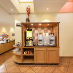 Select Hotell 3*
