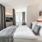 Select Hotell
