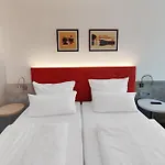 Hotell Select 3*