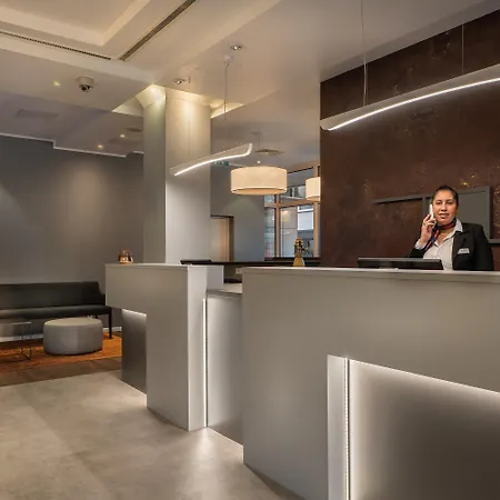 Select Hotel 3*