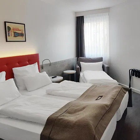 Select Hotel 3*