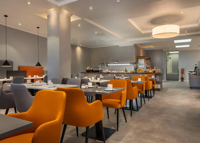 Select Hotel 3*