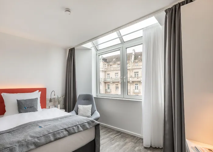 Select Hotel 3*